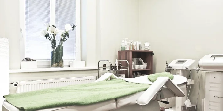 Balíček pro krásu: spa procedury se sklenkou šampaňského a šálkem kávy