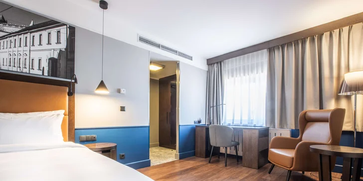 Moderní hotel v secesní budově blízko Václavského náměstí: snídaně i poukaz do baru