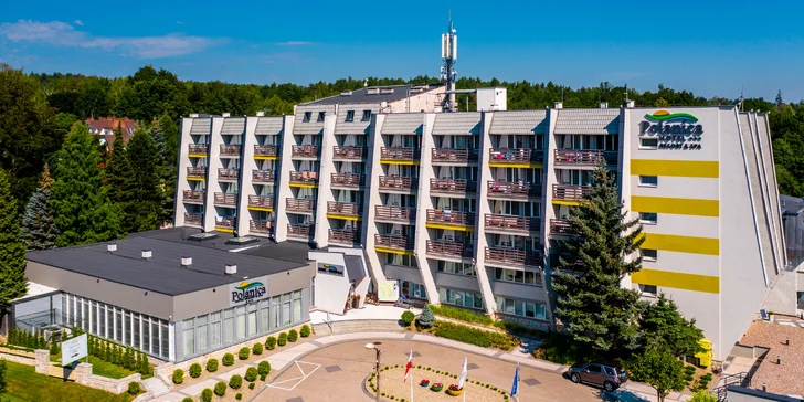 Do Polska v páru či s rodinou: snídaně či polopenze a neomezený wellness s bazénem