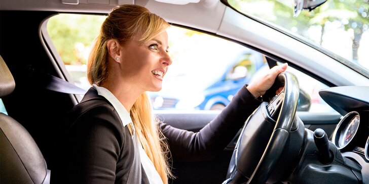 Pro bezpečnější a sebevědomější řízení: kurz parkování i bezpečné a ekonomické jízdy