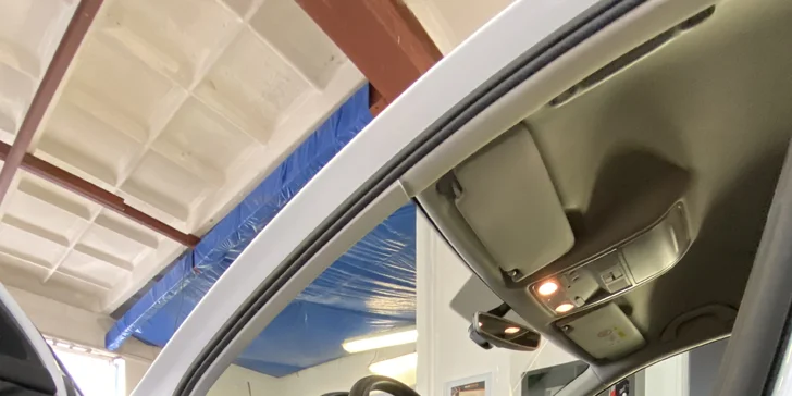 Automyčka až k vám domů: čištění exteriéru i interiéru vozidla kdekoli po Praze