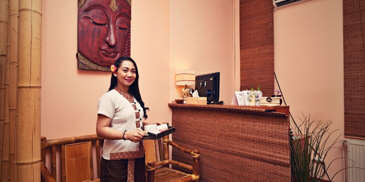 Romantická thajská masáž pro 2, lázeň a sklenička sektu