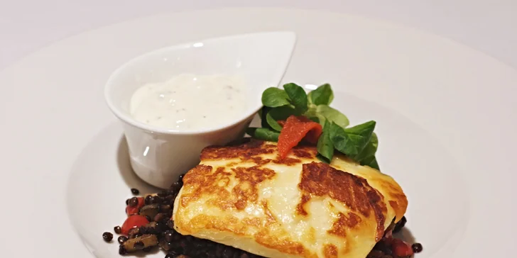 Tři chody v srdci Teplic pro dvě osoby: menu s kachním prsem, sýrem halloumi či panenkou