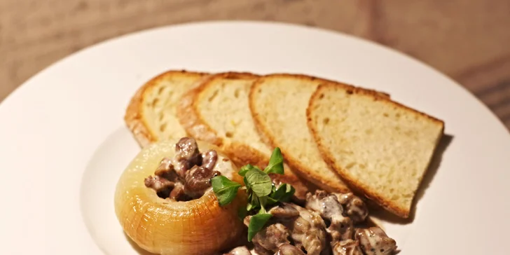 Tři chody v srdci Teplic pro dvě osoby: menu s kachním prsem, sýrem halloumi či panenkou