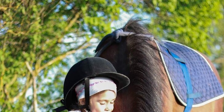 Hodinová vyjížďka na koni pro děti i dospělé v přírodě okolo Ranče Oliver