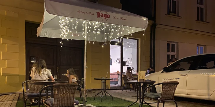 Trhané vepřové BBQ ve flaguettě a bramborové cripsy pro 1 nebo 2 osoby