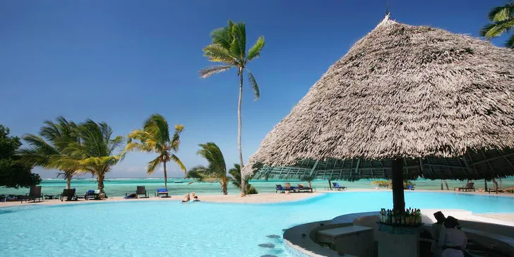 4*+ resort v africkém stylu na Zanzibaru: 6–12 nocí, hotel se 3 bazény a česky hovořícím delegátem