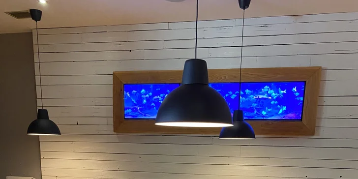 Dvě parádní pizzy o průměru 32 cm podle výběru z celkem 16 druhů
