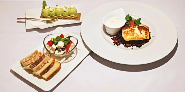 Tři chody v srdci Teplic pro dvě osoby: menu s kachním prsem, sýrem halloumi či panenkou
