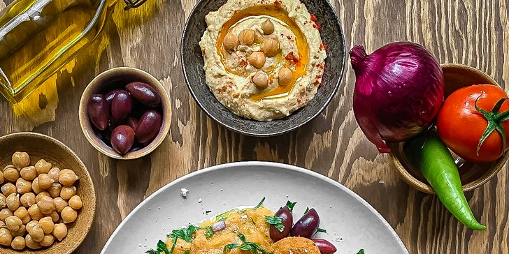 Tuniské menu z food trucku v Karlíně či na Malé Straně: masové či vege i s domácí limonádou
