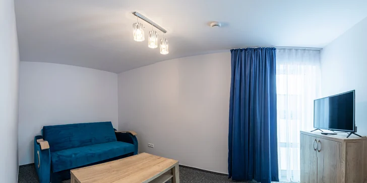 Moderní hotel přímo na břehu Oravské přehrady s polopenzí i slevou na plavbu lodí
