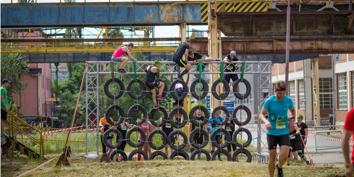 Urban Challenge: nezapomenutelný adrenalinový běh městem přes překážky