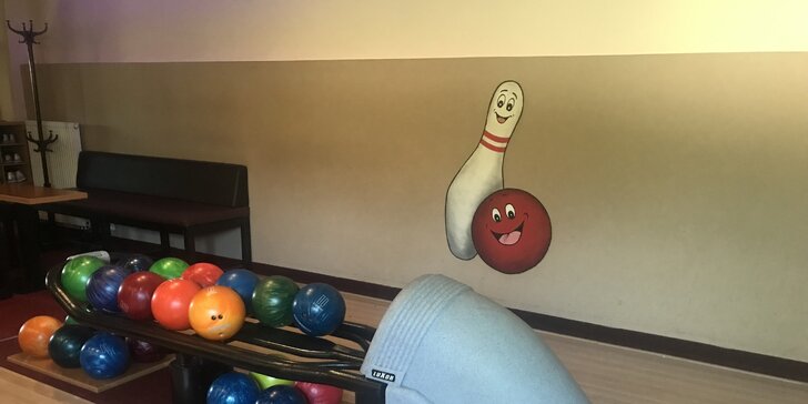 S partou za zábavou: 1 nebo 2 hodiny bowlingu pro 1–4 hráče