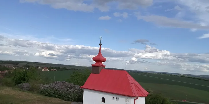 Zábavné trasy plné úkolů po zajímavých místech v Česku