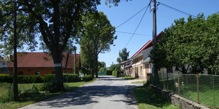 Neomezená hra paintballu včetně kuliček a vybavení v Aiglově lomu