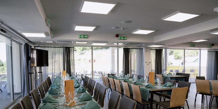 Pobyt v maďarské oblasti Tokaj: polopenze a adrenalinový park či degustace vína