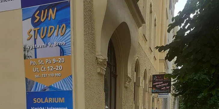 60minutová relaxační masáž zad a šíje a výživný zábal zad pro celkovou harmonizaci těla