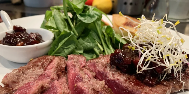 Kurz vaření Cesta světem: hamburger, vepřový carnitas a asijské bochánky