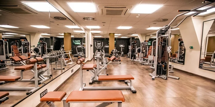 Romantika v centru Budapešti: Continental Hotel se snídaněmi a neomezeným wellness