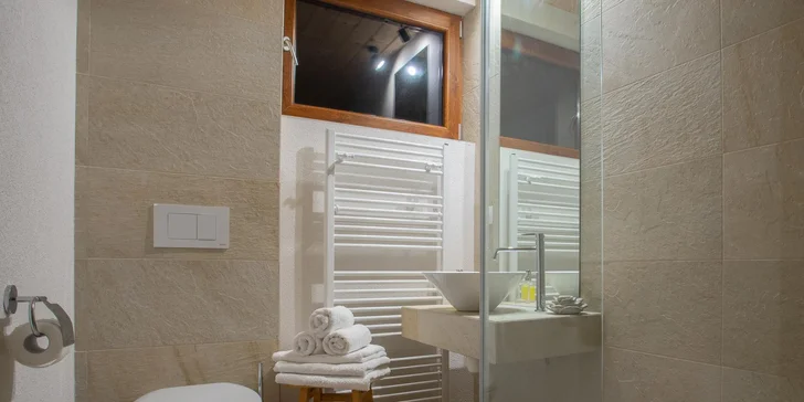 Pobyt v resortu u Liptova vč. snídaně: vyhřívaný bazén, slevy i wellness pro 2
