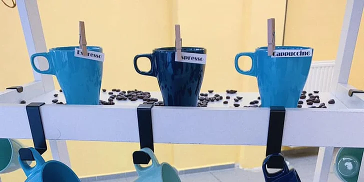 Americano, espresso, lungo i french press a linecký dortík pro 1 i pro 2 osoby