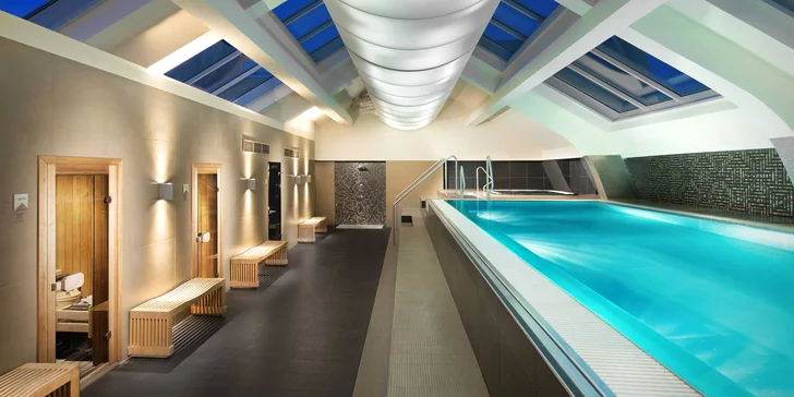 Romantika v centru Budapešti: Continental Hotel se snídaněmi a neomezeným wellness