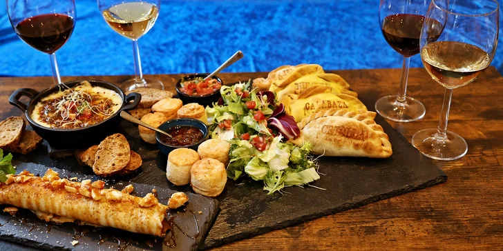 V restauraci La Paisanita na vás čeká celé degustační menu složené z pojmů, které v našem jazyce a kuchyni možná nenajdete, za každým z nich se ale skrývá ohromná mňamka.