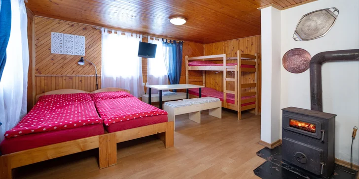 Pro výletníky a otužilce: bungalov či apartmán u lesní plovárny v KRNAPu