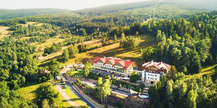 Dovolená v polských Jizerkách pro jednoho i celou rodinou: polopenze a neomezený wellness