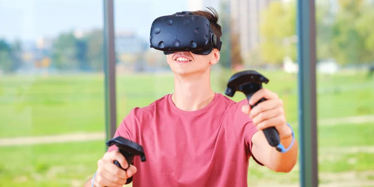 Ochlaďte se v horkém dni a zdolejte Mount Everest ve virtuální realitě
