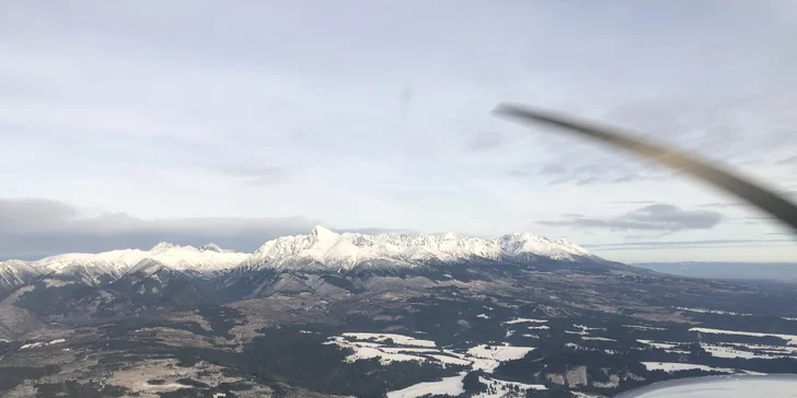 Vzhůru do oblak: seznamovací let i možnost pilotování moderního letounu Cessna 172SP G1000