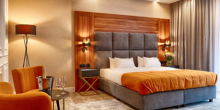 4* dovolená ve Štětíně: ubytování v pokoji nebo v apartmánu se snídaní a neomezený relax v sauně