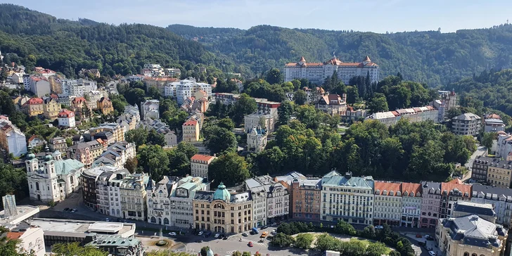 Pobyt v klidné části Varů: snídaně, velká zahrada a v blízkosti cyklostezky