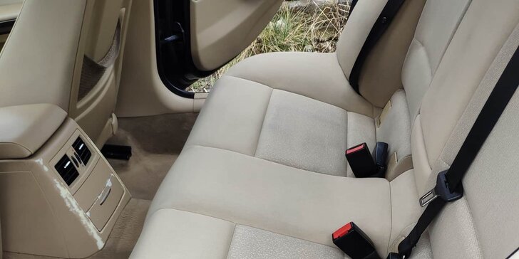 Čištění interiéru auta: luxování, tepování, očištění a impregnace plastů