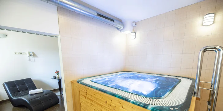 Romantika na jihu Čech: pobyt s polopenzí i wellness v oceňovaném hotelu