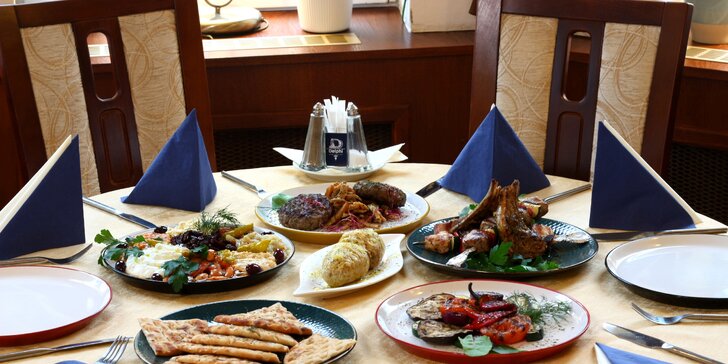 Všechny chutě Peloponésu: degustace vyhlášených pochoutek v tradiční řecké restauraci pro dva