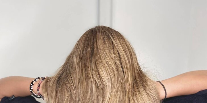 Ať jsou vaše vlasy korunou krásy: střih a hloubkové čištění Malibu C pro všechny délky vlasů