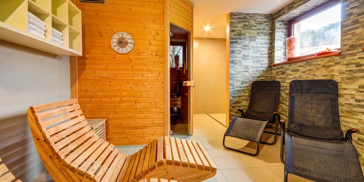 Krásy Jeseníků na podzim i v zimě: pobyt se snídaní a wellness pro pár i rodinu