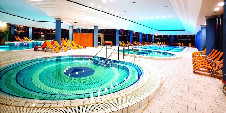 Maďarský ráj relaxu 1 km od Bükfürdö: 4* hotel, obří saunový svět, polopenze