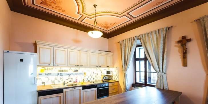 Útulný penzion v Jeseníkách: apartmán až pro 6 osob, výlety do Velkých Losin, na Praděd i k vodopádům