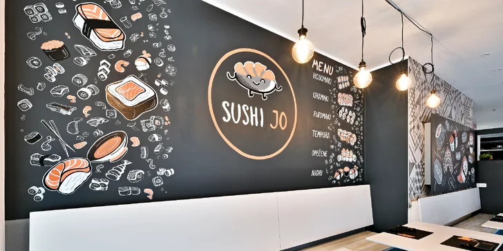 Až 50 ks sushi v setu i s gyoza taštičkami a rýžovými kuličkami s masem