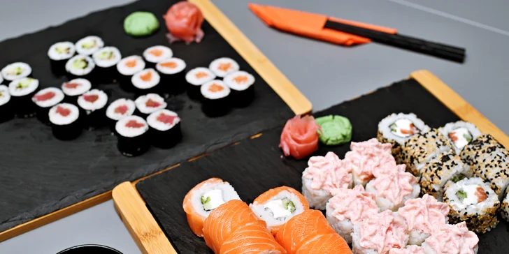 Až 50 ks sushi v setu i s gyoza taštičkami a rýžovými kuličkami s masem