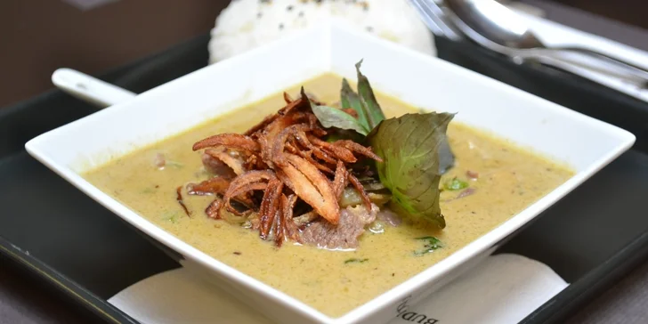 Originální thajské menu v Café Buddha Národní