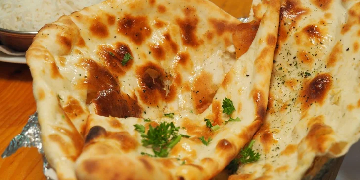 Tříchodové nepálské menu: na výběr 11 hlavních chodů vč. vegetariánských