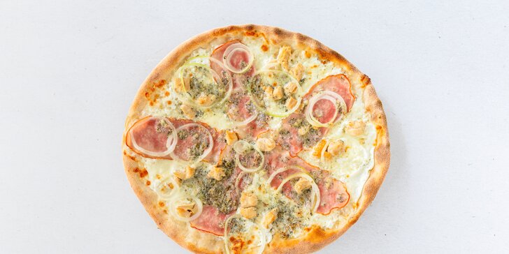 Dvě parádní pizzy o průměru 32 cm podle výběru z celkem 16 druhů