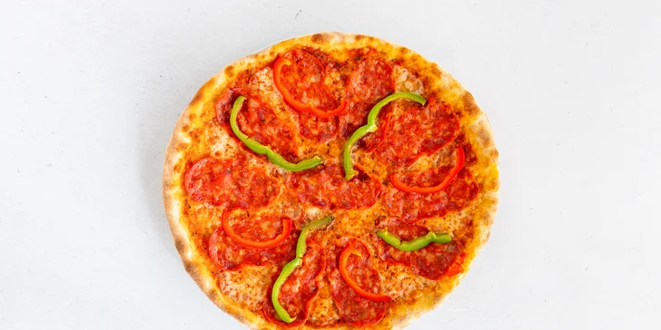 Dvě parádní pizzy o průměru 32 cm podle výběru z celkem 16 druhů