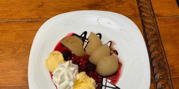 Ratatouille, gnocchi či smažený sýr, kachna, svíčková nebo guláš a dezert pro 1 nebo 2 osoby