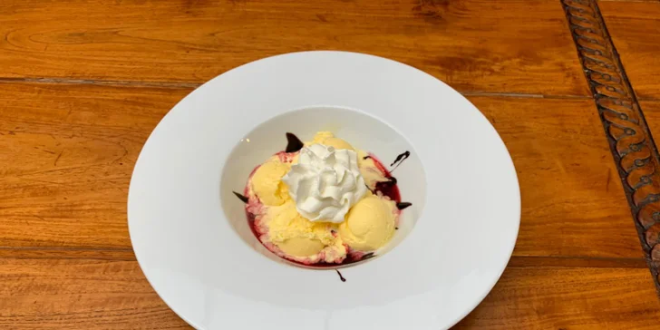 Ratatouille, gnocchi či smažený sýr, kachna, svíčková nebo guláš a dezert pro 1 nebo 2 osoby