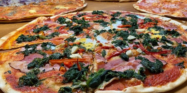 Jedna či dvě pizzy o průměru 32 cm na odnos s sebou, výběr z 5 druhů