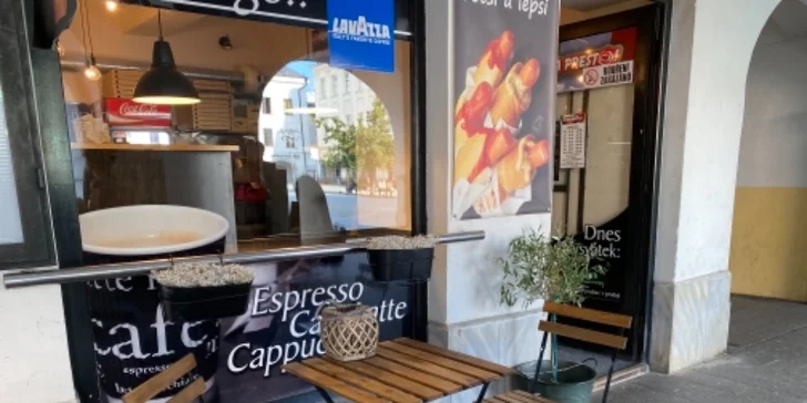 Jedna či dvě pizzy o průměru 32 cm na odnos s sebou, výběr z 5 druhů